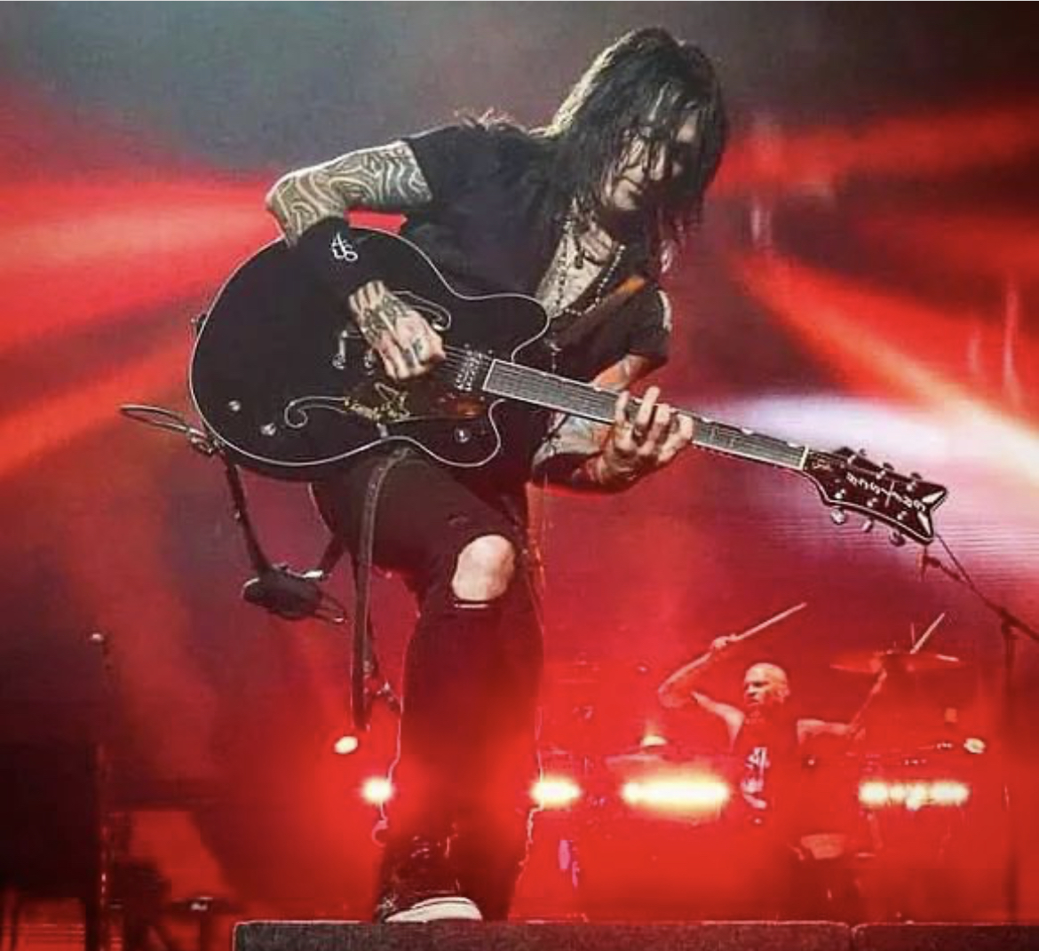 Guns N Roses Guitarist Richard Fortus Reflects on His Storied Career and  Celestion Speakers - Celestion